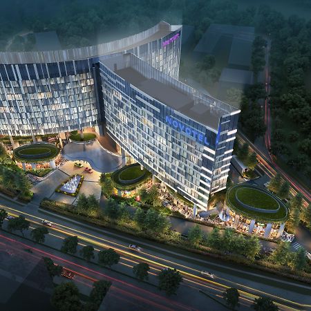 Novotel Singapore On Stevens Екстер'єр фото