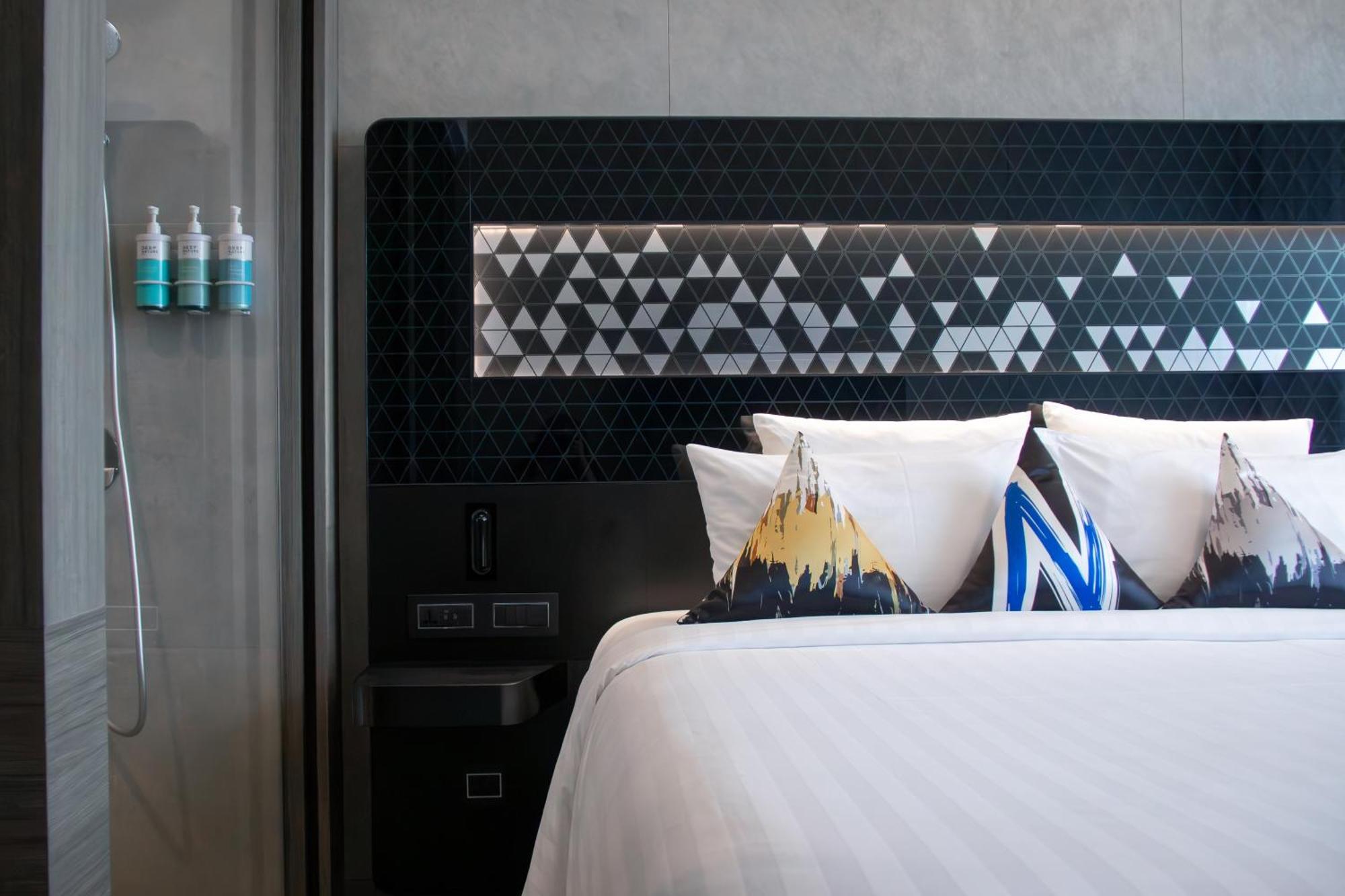 Novotel Singapore On Stevens Екстер'єр фото