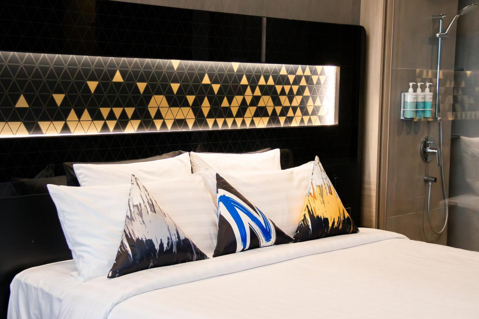 Novotel Singapore On Stevens Екстер'єр фото